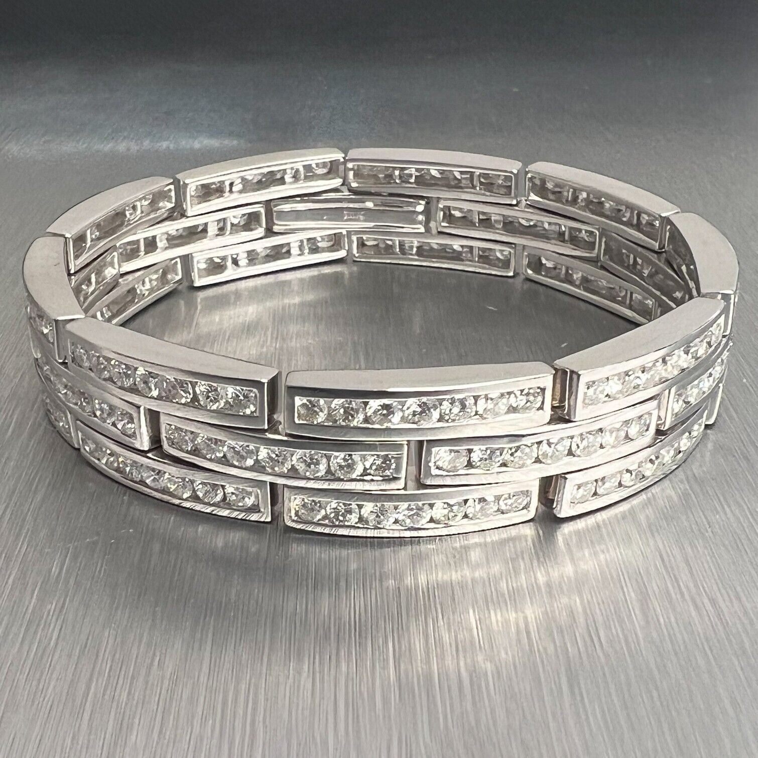 18k White Gold Diamond 3 Row Interlocking Link 12mm Chain Bracelet 7" 7.56ctw