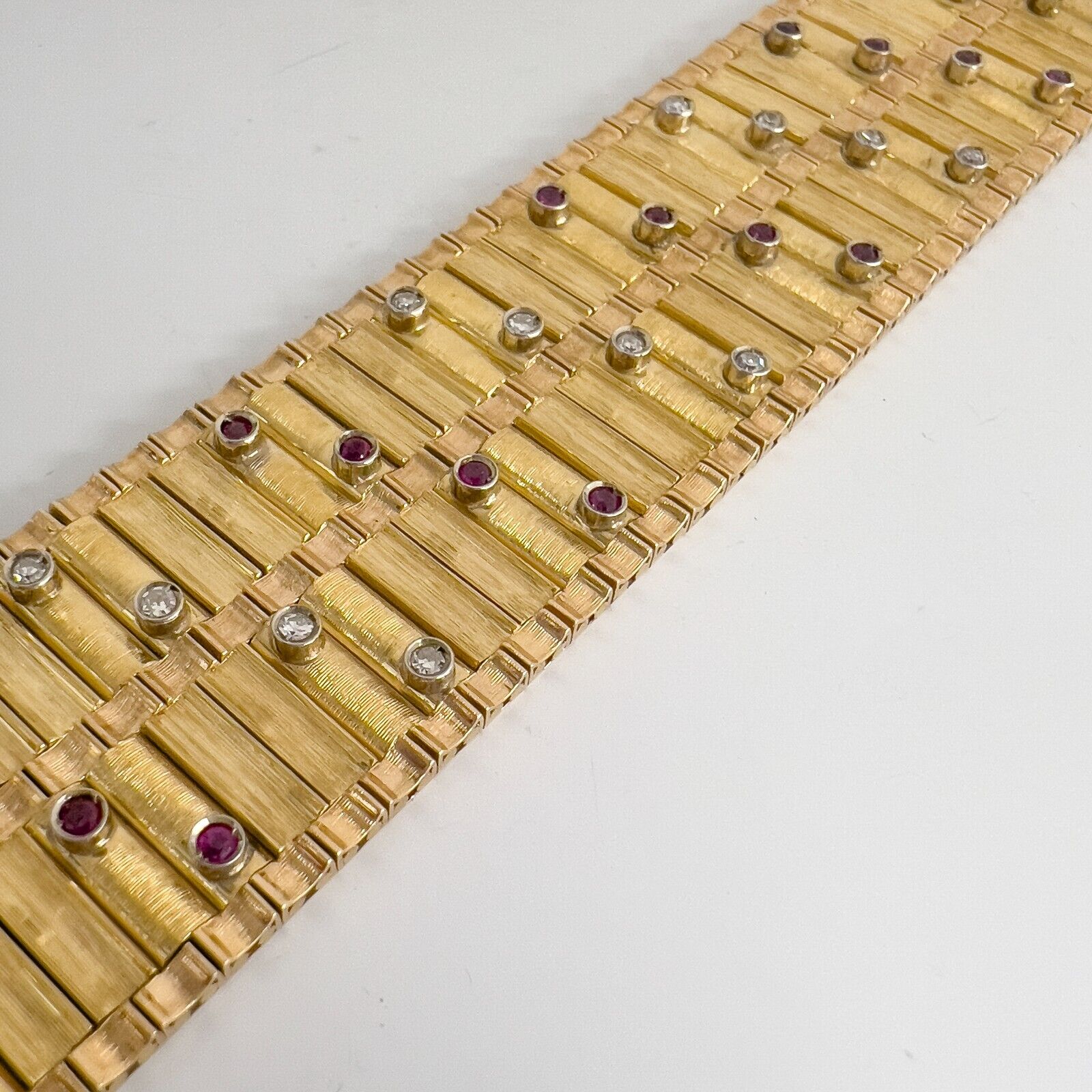 18k Yellow Gold Diamond & Ruby Bark Finish Link Hidden Clasp Bracelet 6.75" ~79g