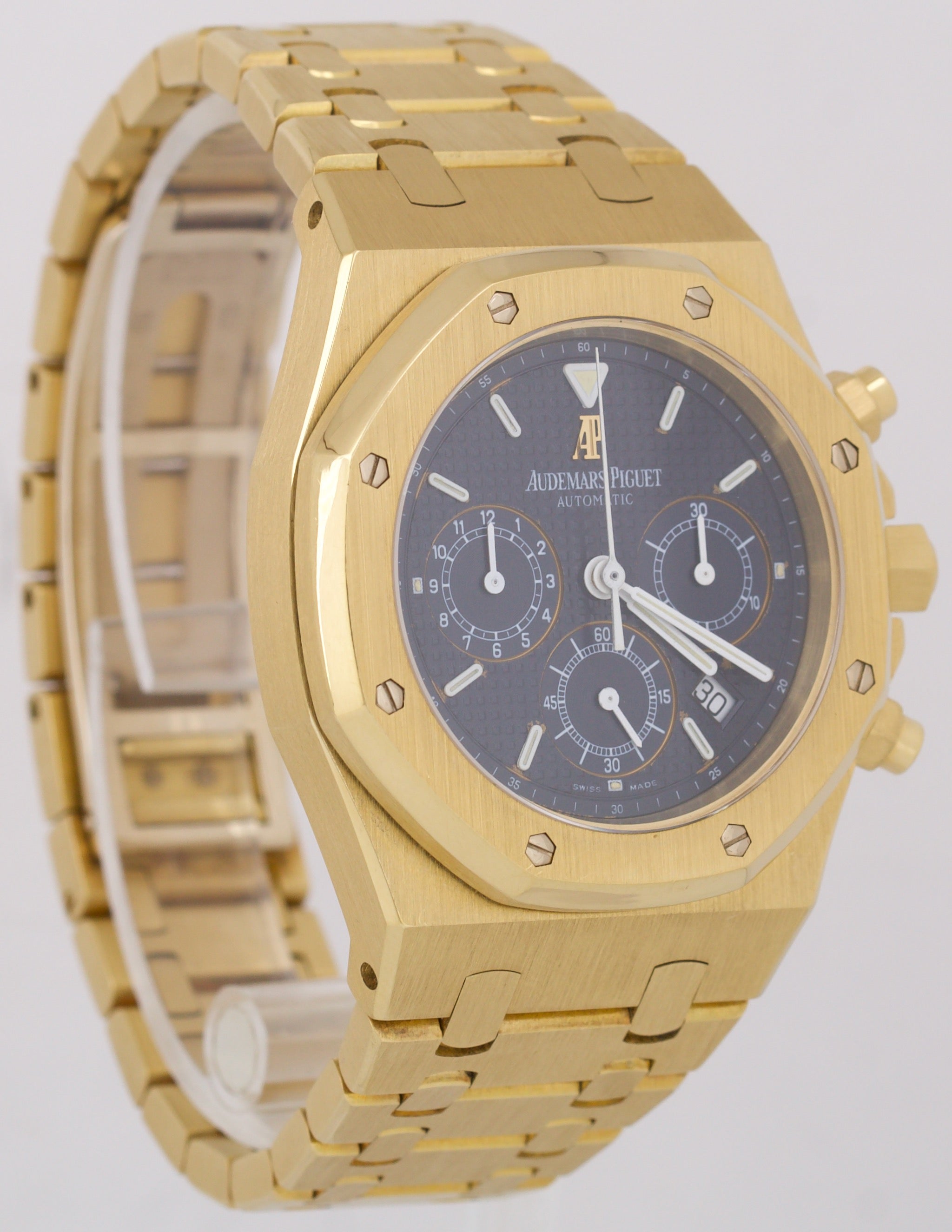 2024 ARCHIVES Audemars Piguet Royal Oak Chronograph 18k Gold BLUE 39mm 25860BA