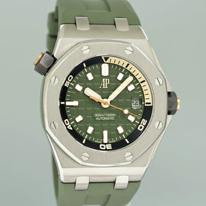 PAPERS MINT Audemars Piguet Royal Oak Offshore Diver Green Rubber 42mm 15720ST