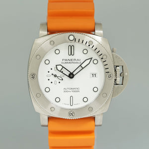 2023 NEW PAPERS Panerai PAM01226 Luminor Orange Submersible White Steel Watch