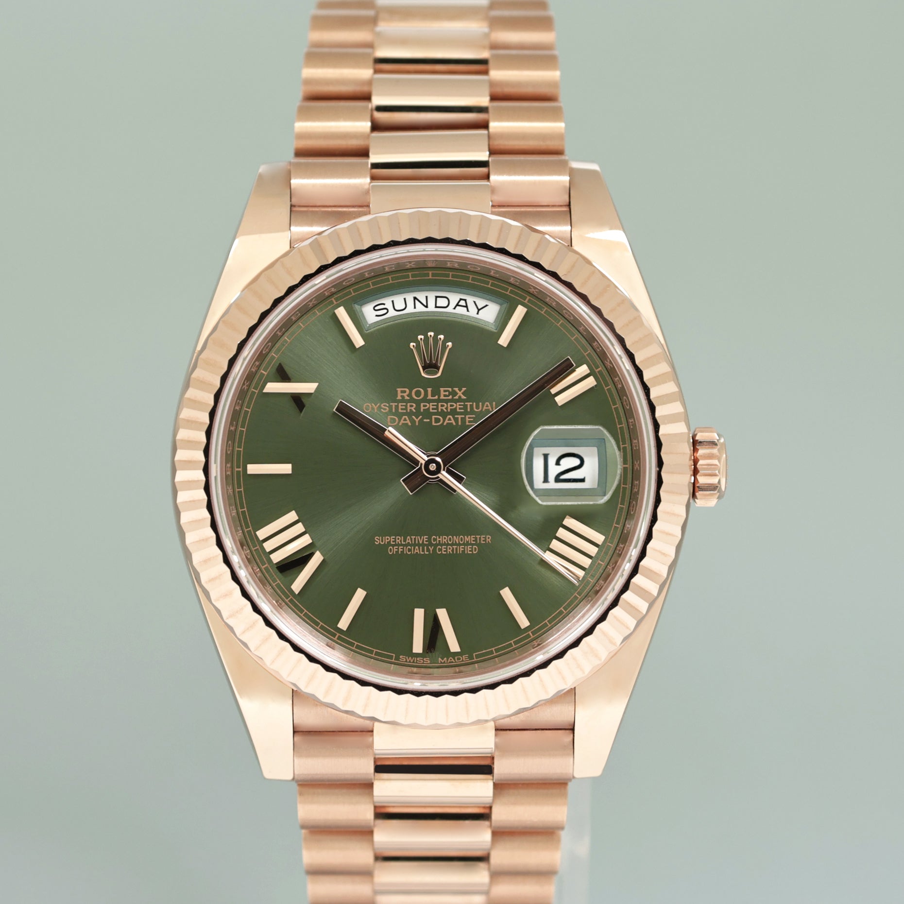 2022 MINT Rolex President 40mm Rose Gold Olive Green 228235 Watch Box