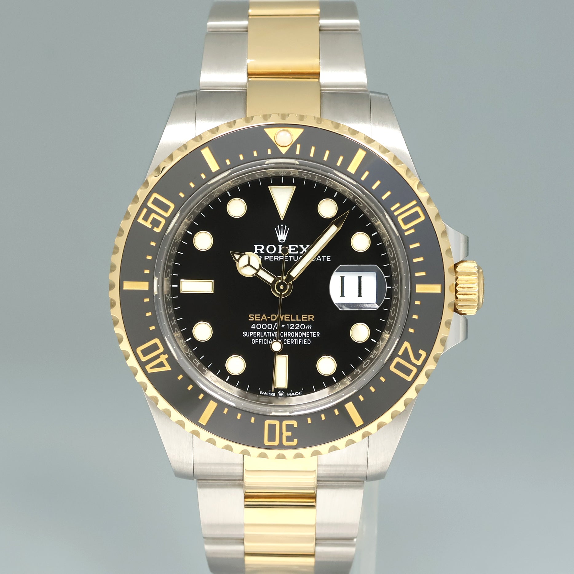 2022 MINT Rolex Sea-Dweller 43mm Two-Tone Yellow Gold 126603 Steel Black Watch Box