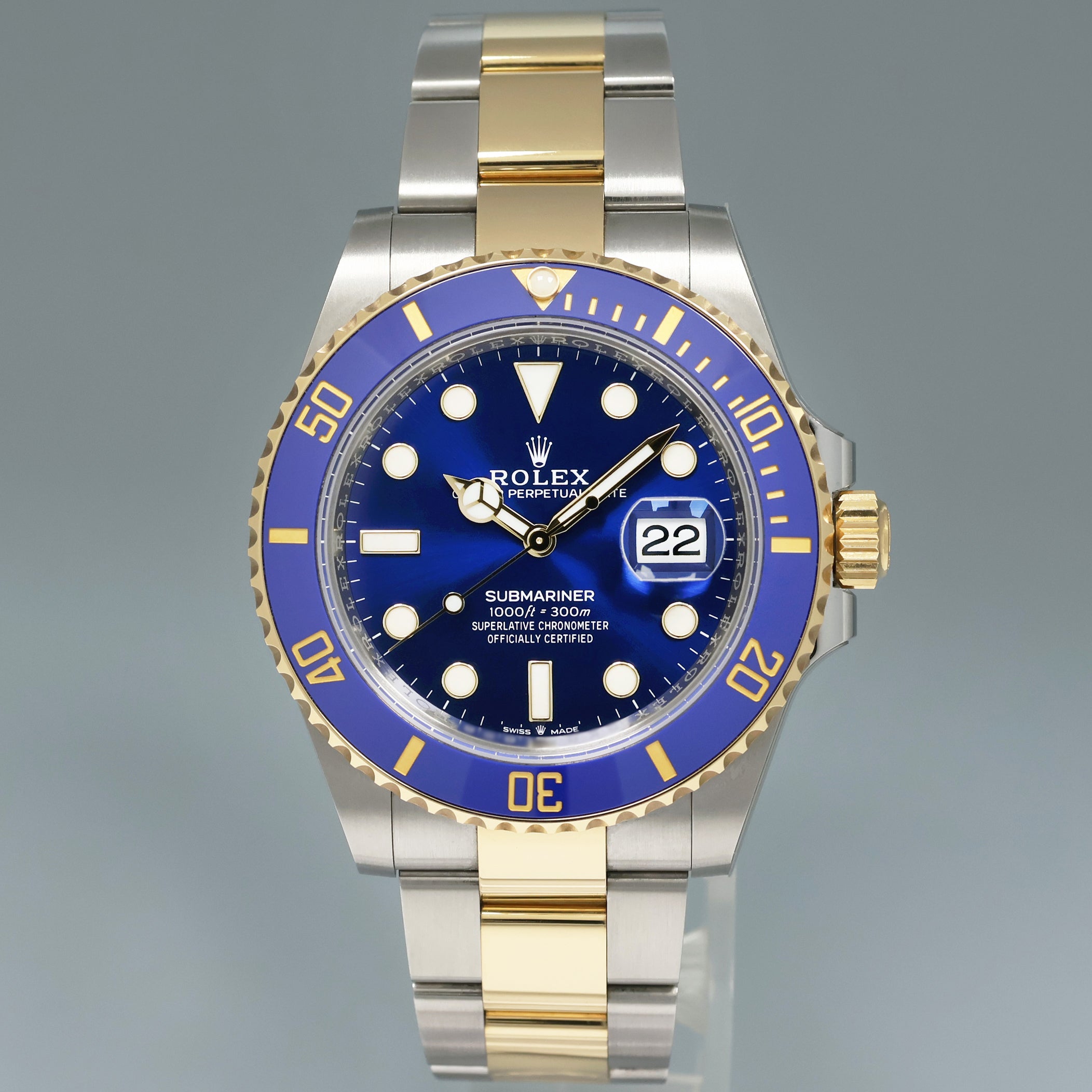 2021 NEW PAPERS Rolex Submariner 41mm Blue 126613LB Two Tone Gold Steel Watch Box