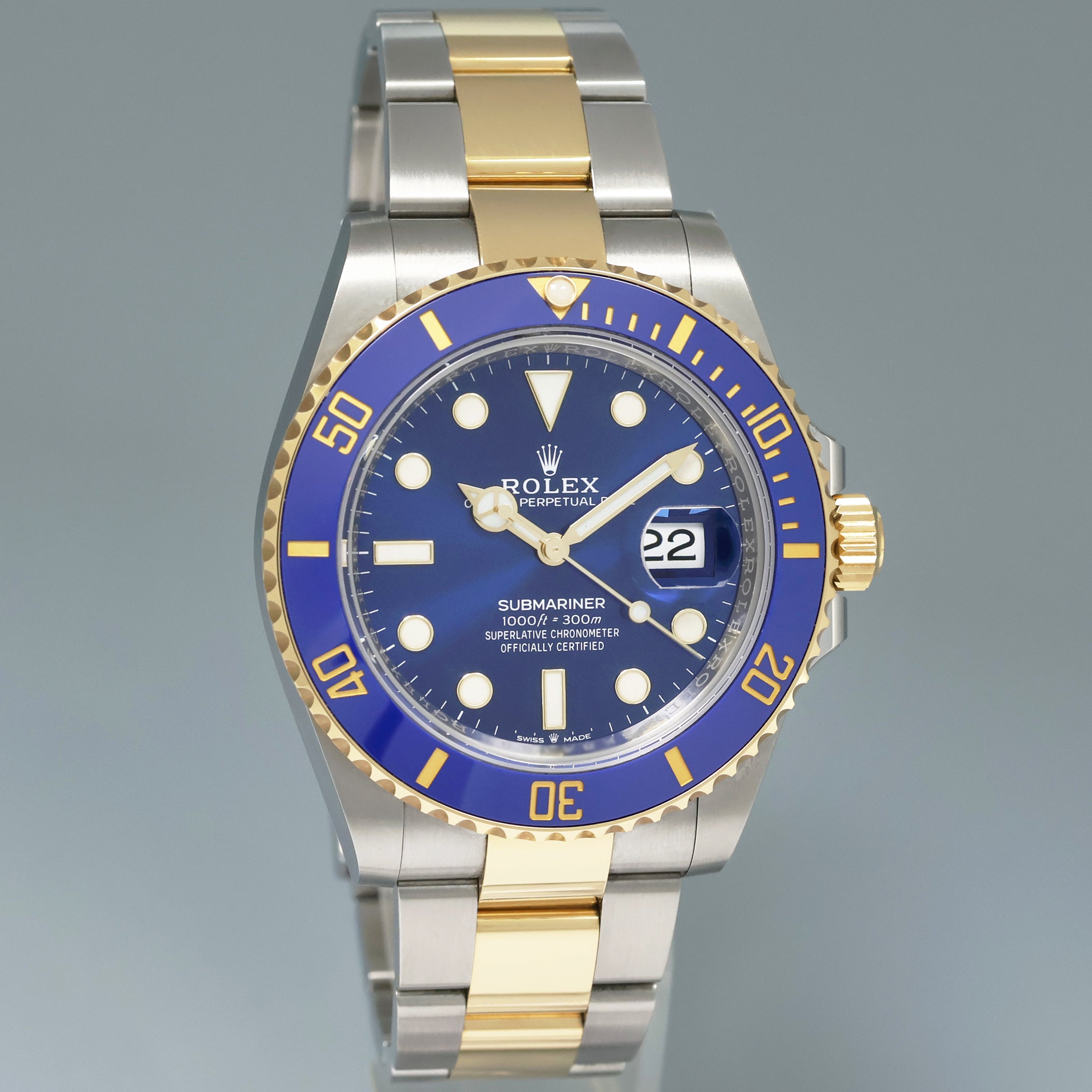 2021 NEW PAPERS Rolex Submariner 41mm Blue 126613LB Two Tone Gold Steel Watch Box