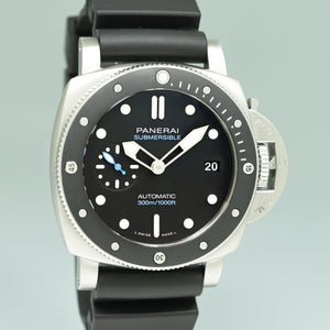 MINT Panerai Submersible PAM02973 42mm Steel Black Dial Dive Watch Box