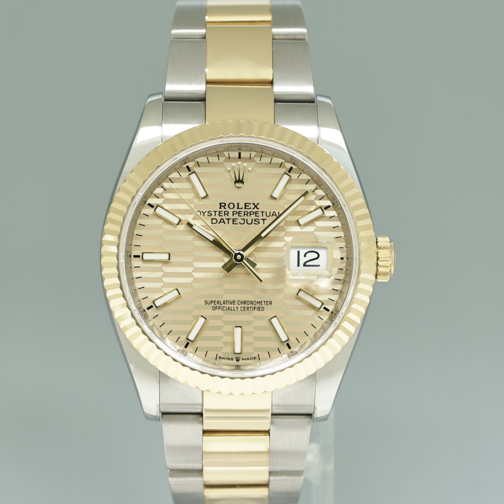 2023 Rolex DateJust 36mm Champagne Motif Two Tone Gold Oyster 126233 Watch Box
