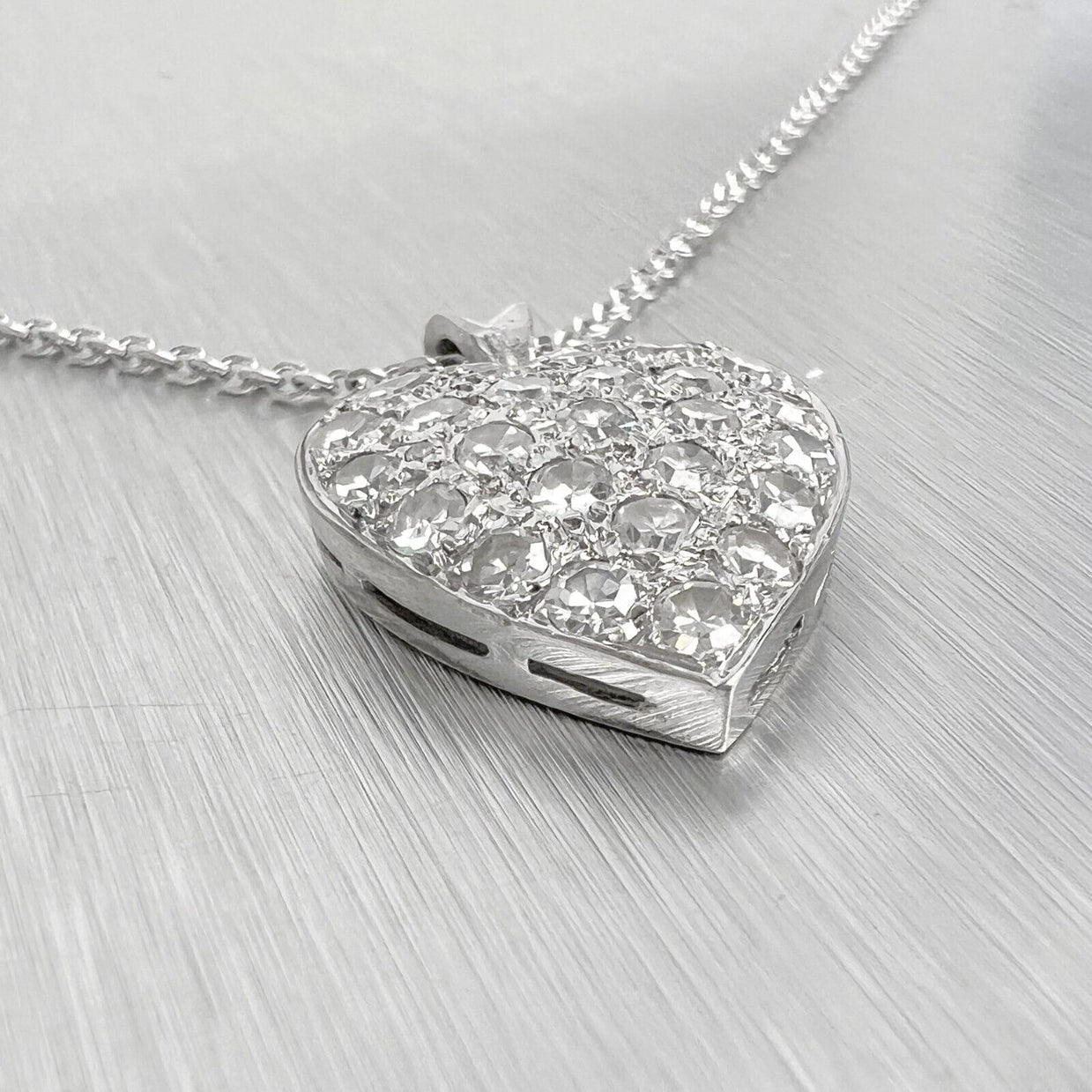 14K White Gold Pave Diamond Heart Necklace 001-165-00314