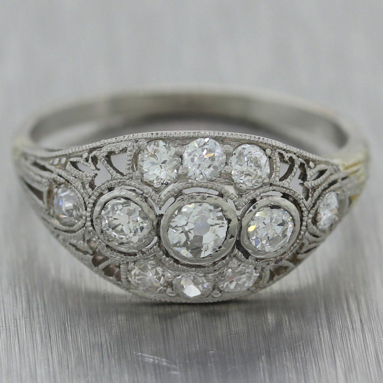 1920's Antique Art Deco Platinum 0.75ctw Diamond Ring