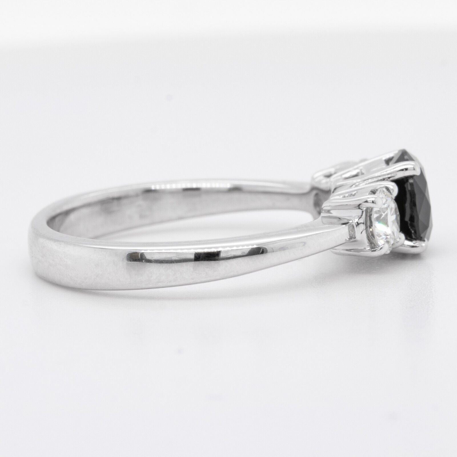 18k White Gold Three Stone White & 6mm Black Diamond Ring 0.40ctw size 5.5