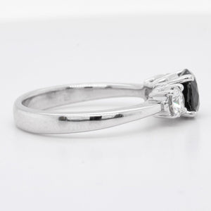 18k White Gold Three Stone White & 6mm Black Diamond Ring 0.40ctw size 5.5