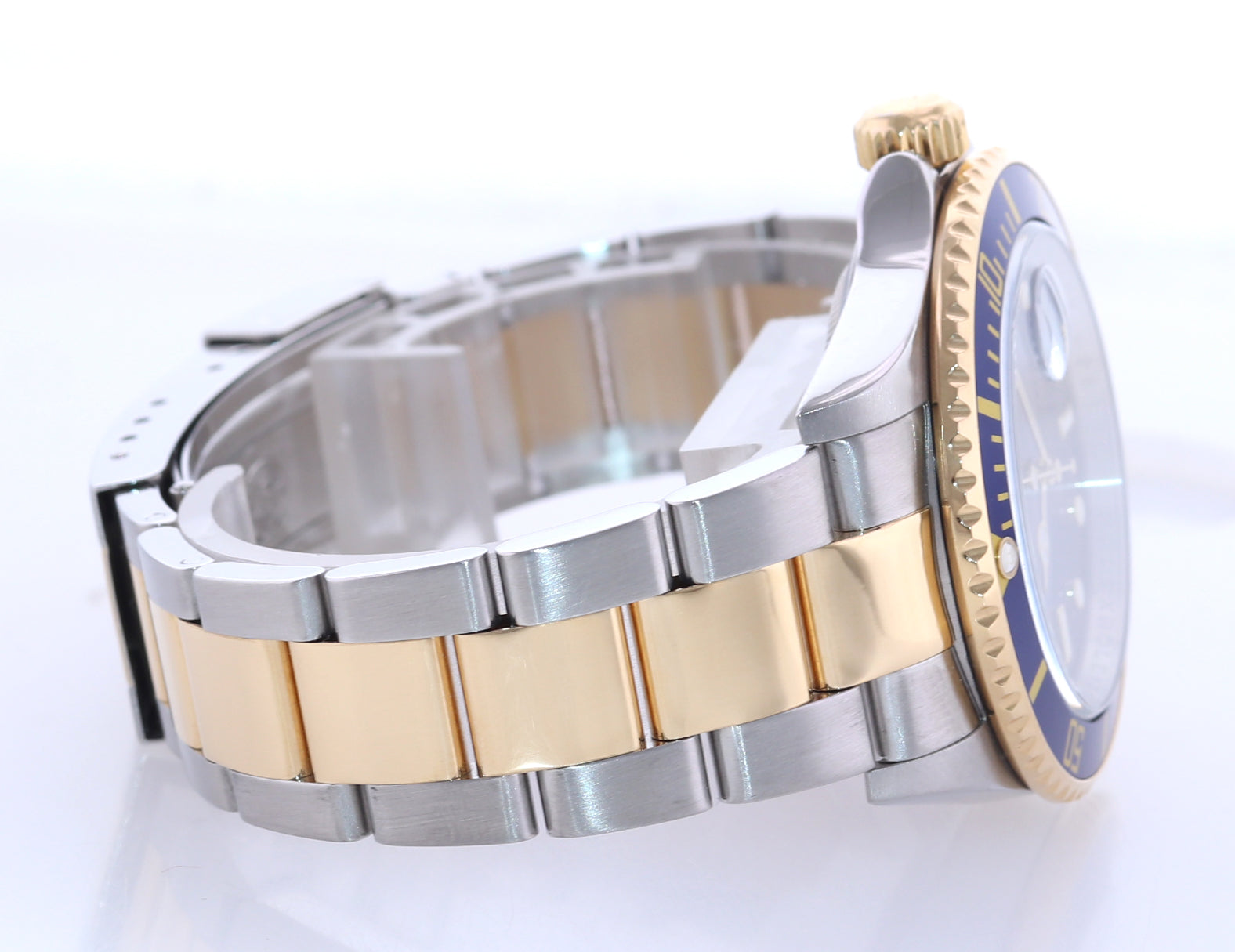 Rolex Submariner/2 Tone /Gold Face/Blue Bezel/16613 – SEA Wave Diamonds