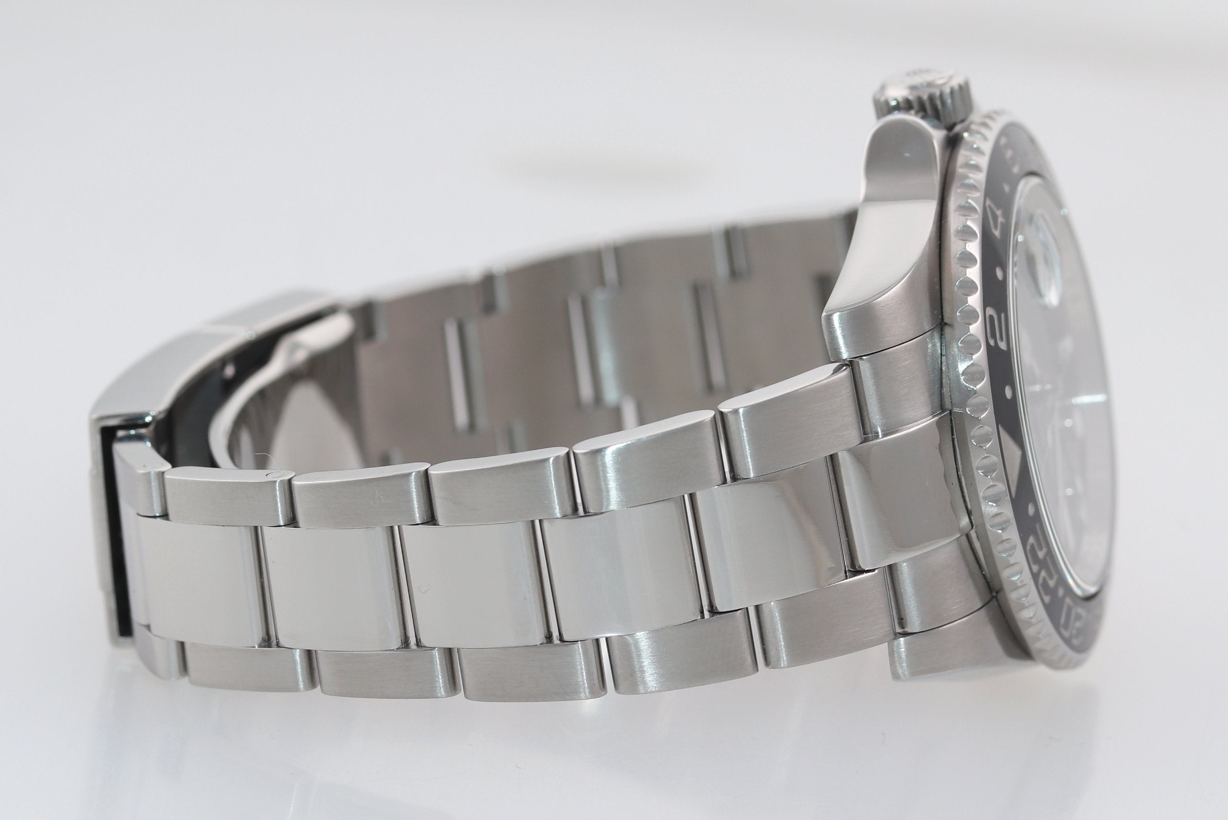 DISCONTINUED PAPERS Rolex GMT Master II 116710 Steel Ceramic Black Green Watch