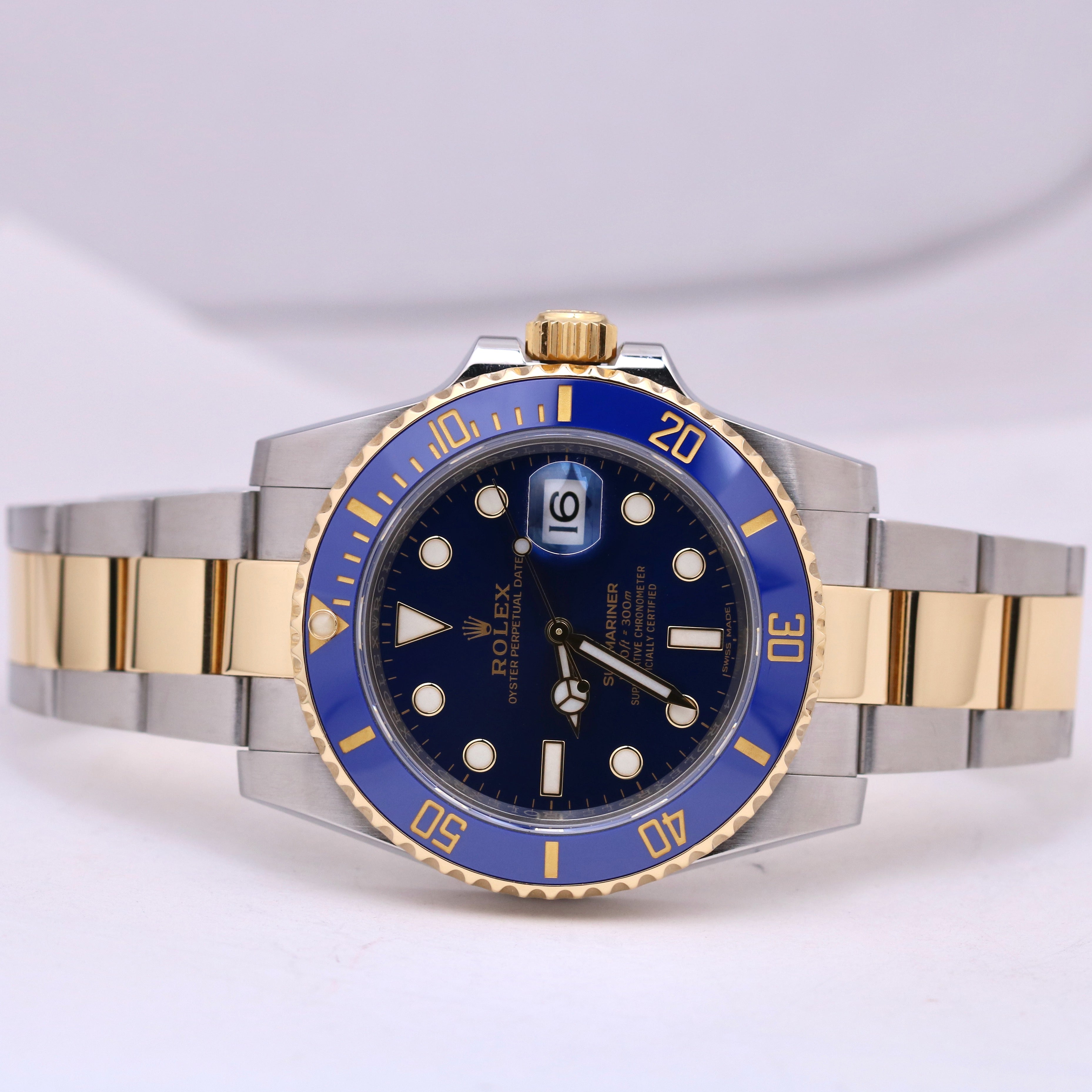 MINT Rolex Submariner Date BLUE Two-Tone 18K Yellow Gold Stainless 116613 LB