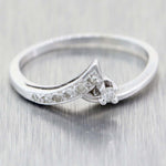 1930's Antique Art Deco 14K White Gold 0.10tcw Diamond Band Ring C9