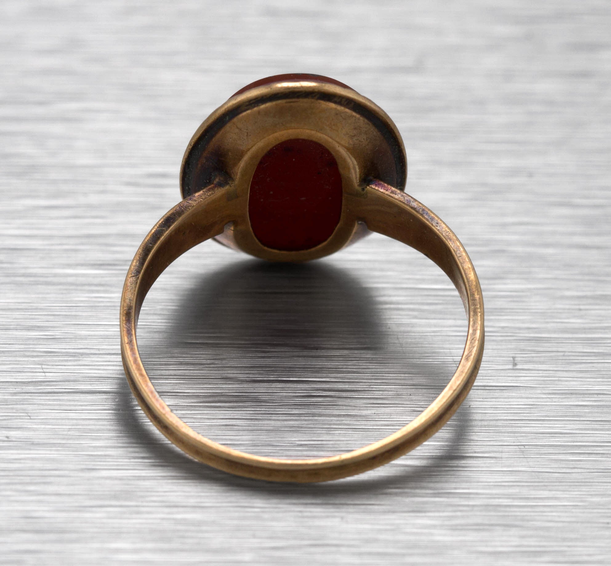 Ladies Vintage Estate 14K Yellow Gold Oval Carnelian Gemstone Cocktail Ring